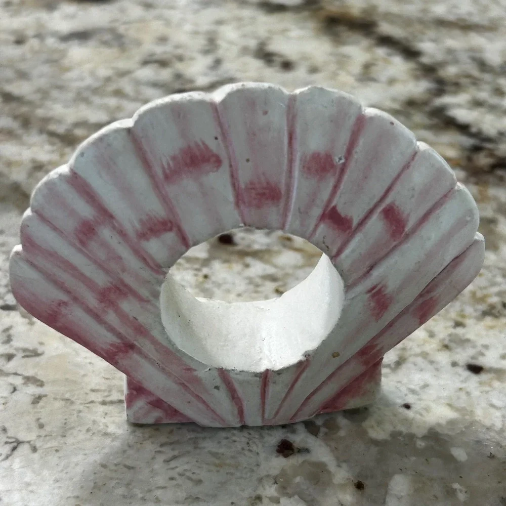 Vintage Set of 8 Wood Shell Napkin Rings Pink White Coastal Seashell Holders